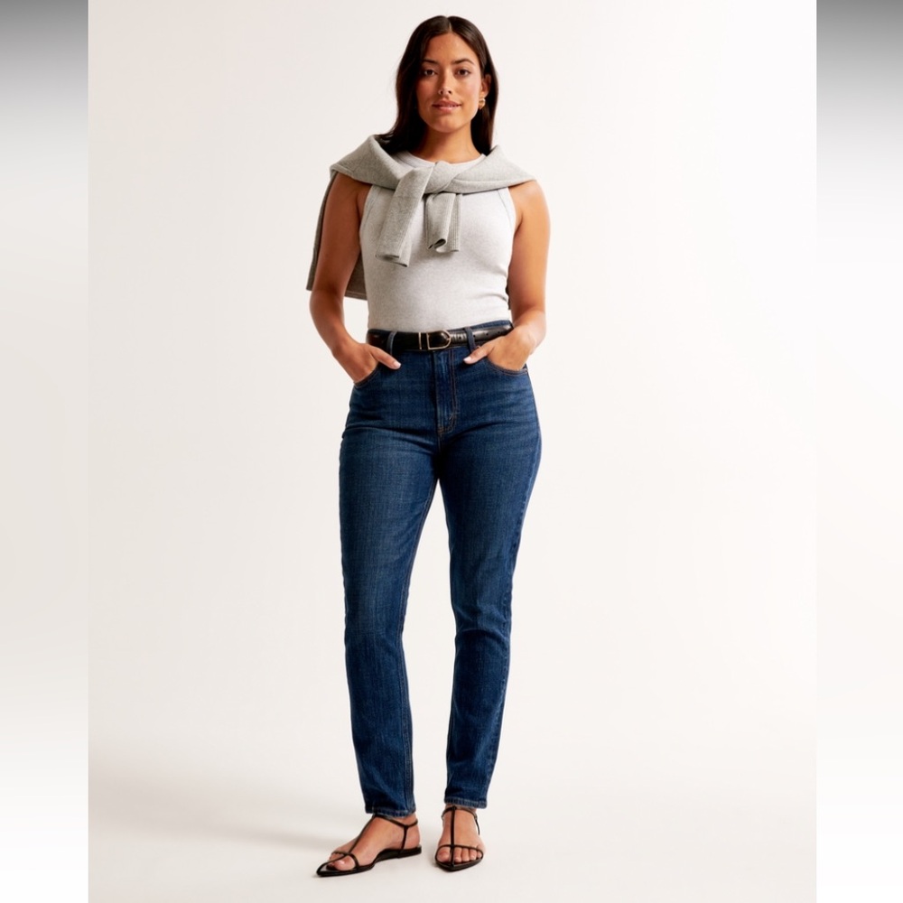 Abercrombie & Fitch Curve Love High Rise Skinny Jean